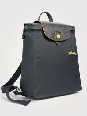 LONGCHAMP
Le Pliage Club Backpack